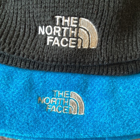 The North Face Parent & Child Beanie 2-Pack - Picture 3 of 5